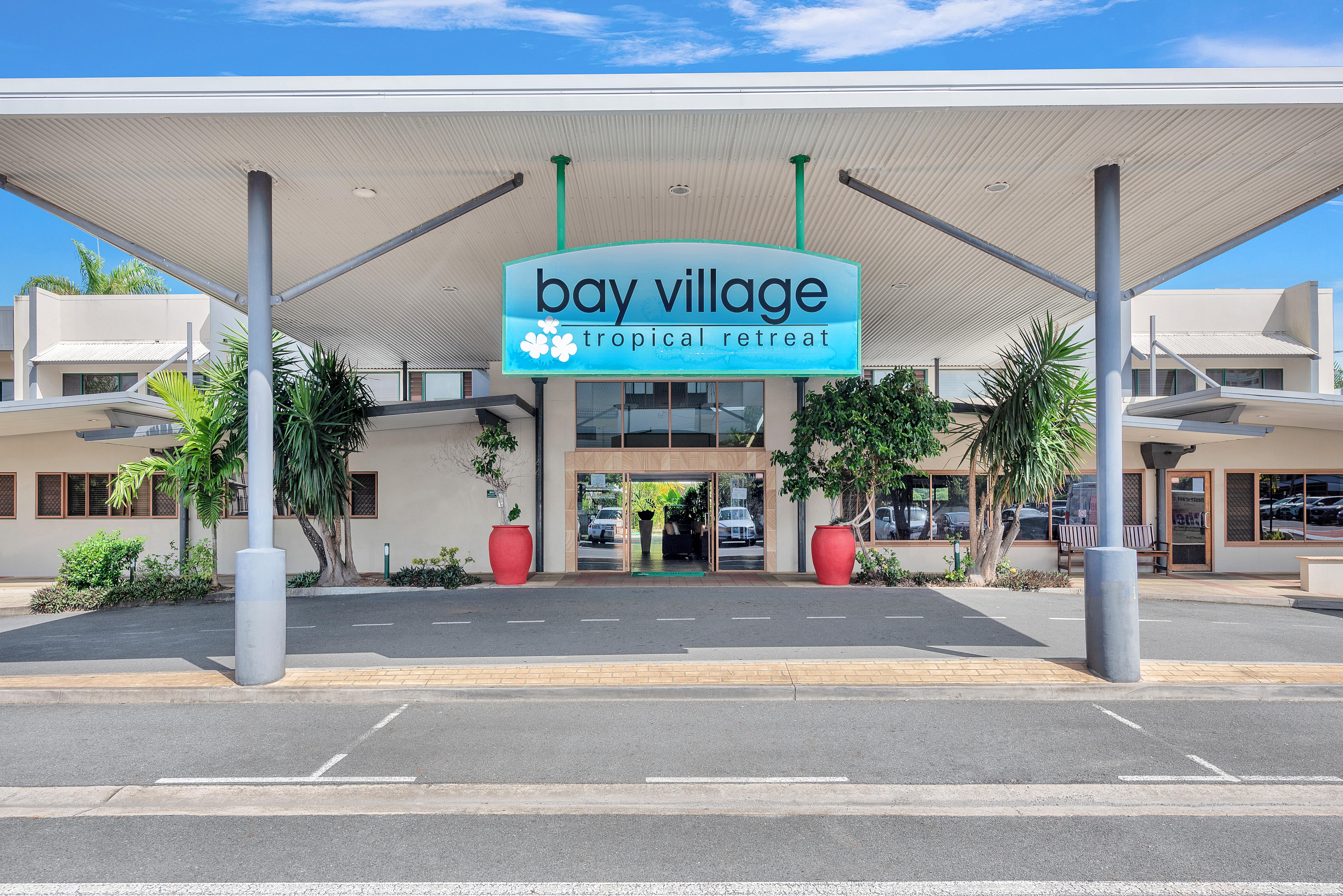 Bay Village Tropical Retreat & Apartments Кэрнс Экстерьер фото